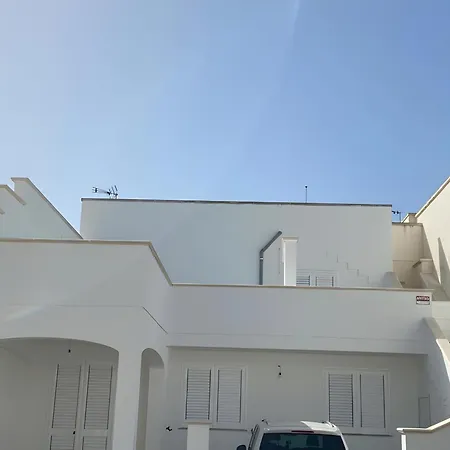 بيت للعطل Le Rondini Di Mare *